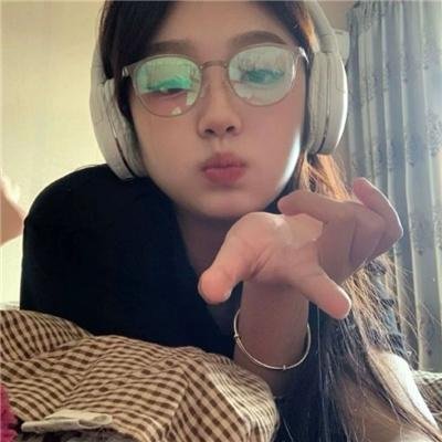 一村之长之贵妇还乡